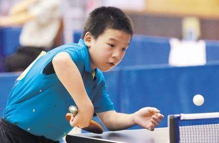 的西蒙斯出 的西蒙斯出