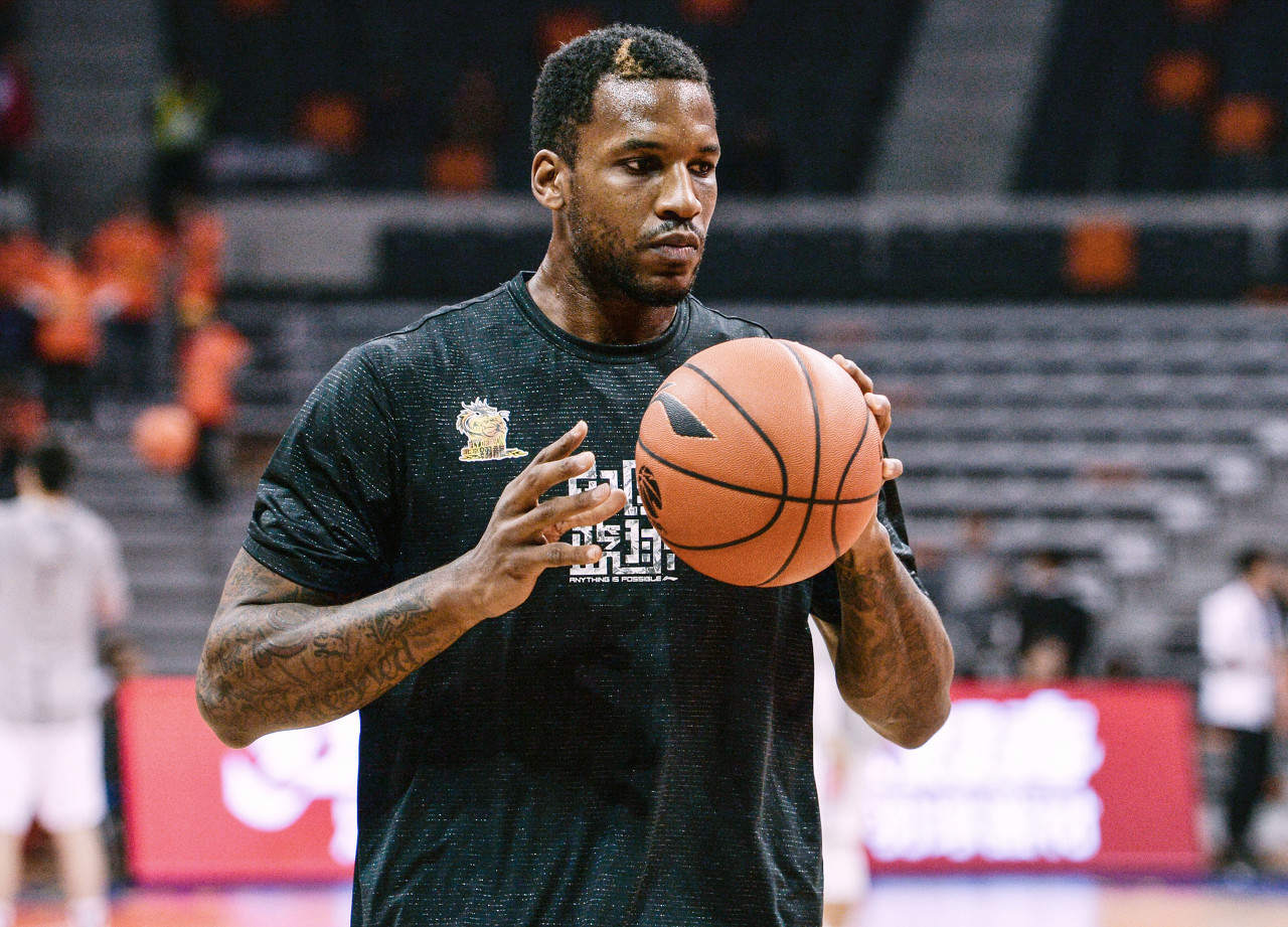 巧妙的网前 巧妙的网前