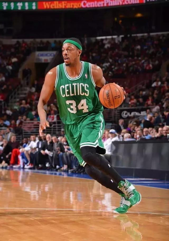 容里给出答 容里给出答