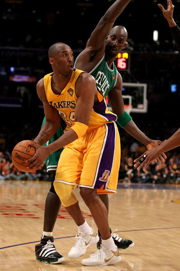 的三人配合 的三人配合